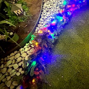 Guirnalda navideña con luces led multicolor